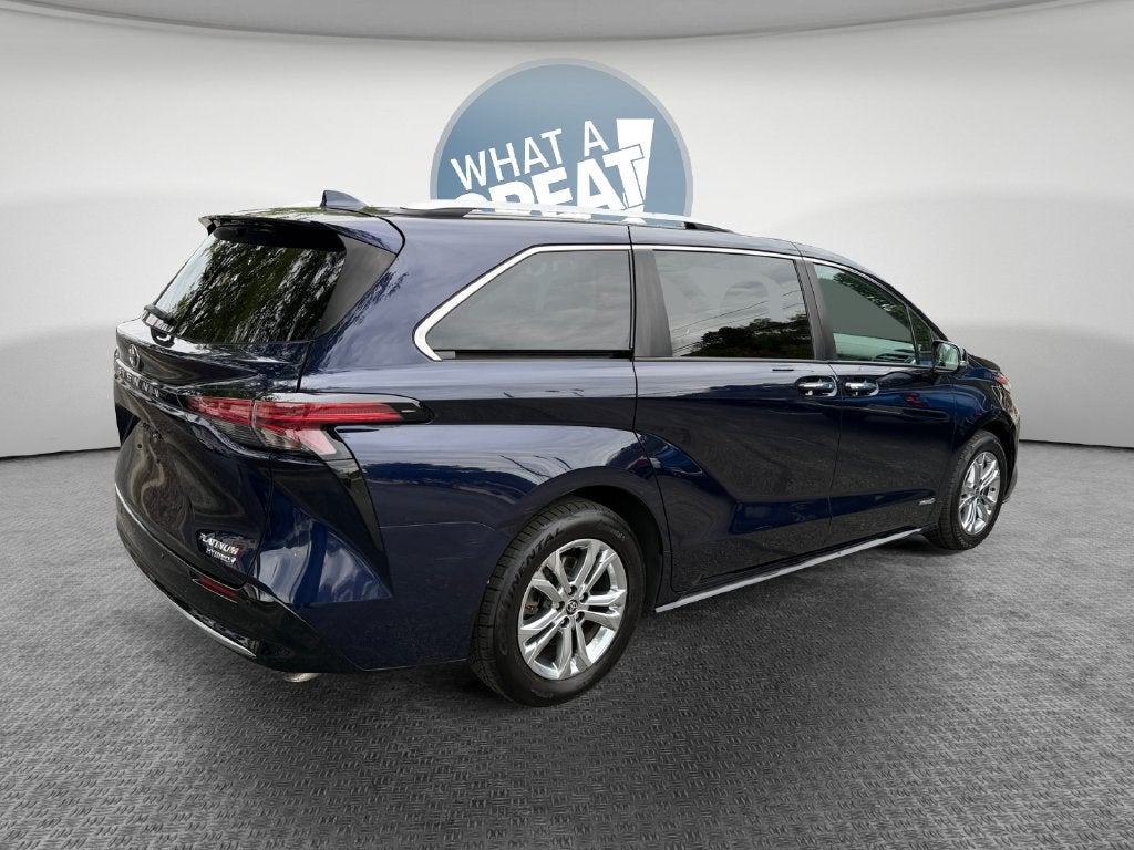 2021 Toyota Sienna Platinum 7 Passenger