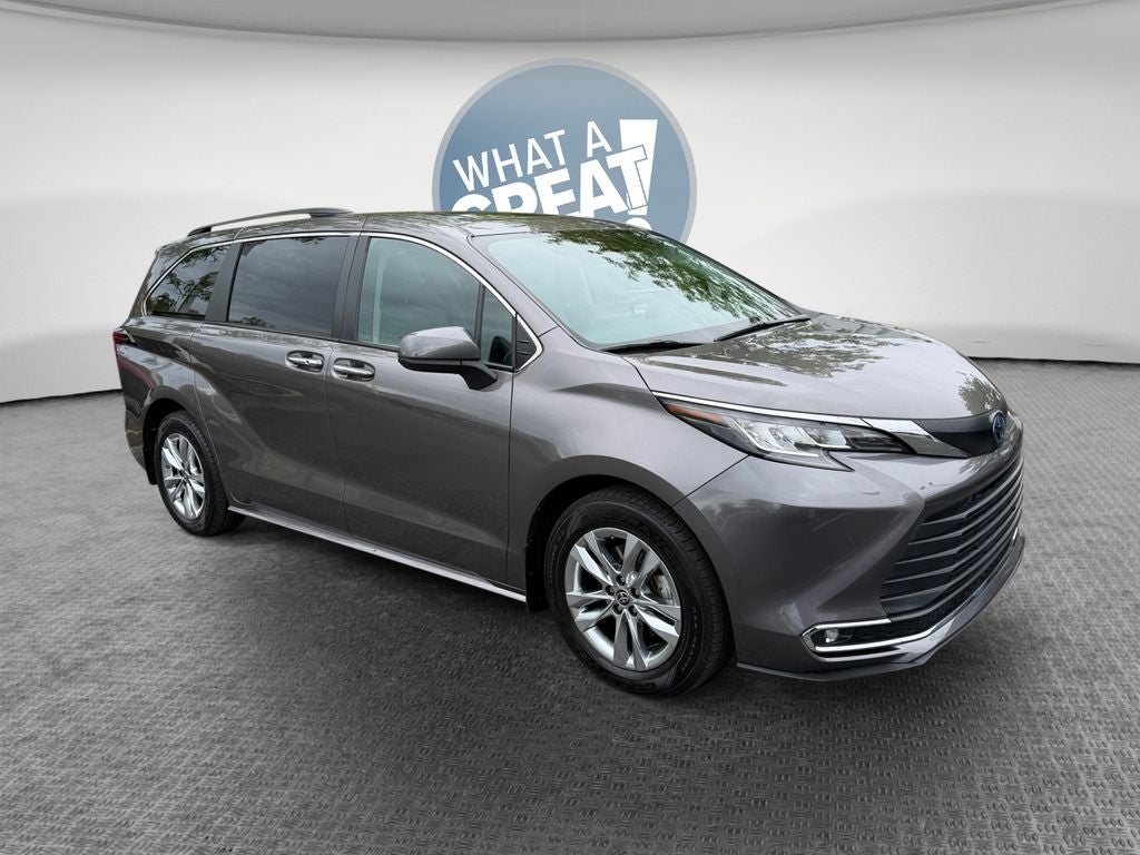 2023 Toyota SIENNA XLE AWD XLE 7 Passenger