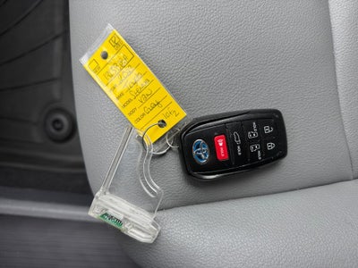 2023 Toyota SIENNA XLE AWD XLE 7 Passenger