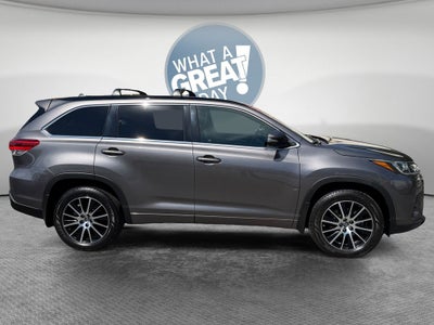 2018 Toyota Highlander SE