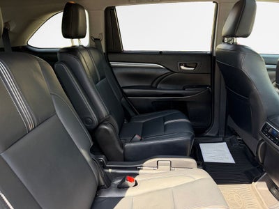 2018 Toyota Highlander SE