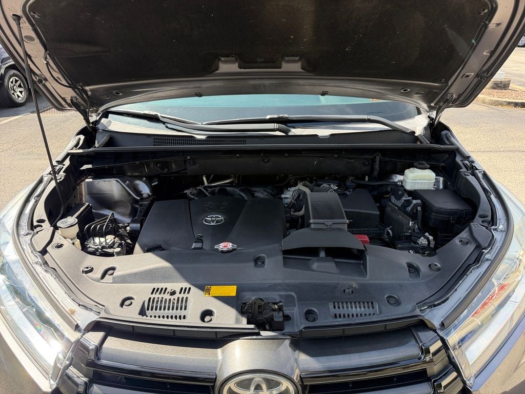 2018 Toyota Highlander SE