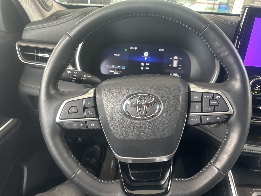 2023 Toyota HIGHLANDER Limited