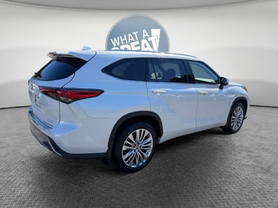 2023 Toyota Highlander Platinum