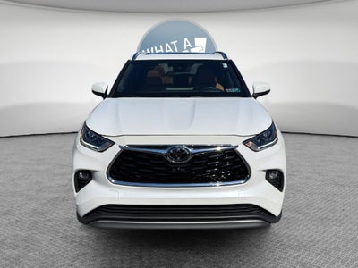 2023 Toyota Highlander Platinum