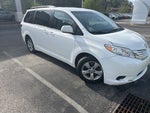 2017 Toyota SIENNA LE 3.5L LE 8 Passenger