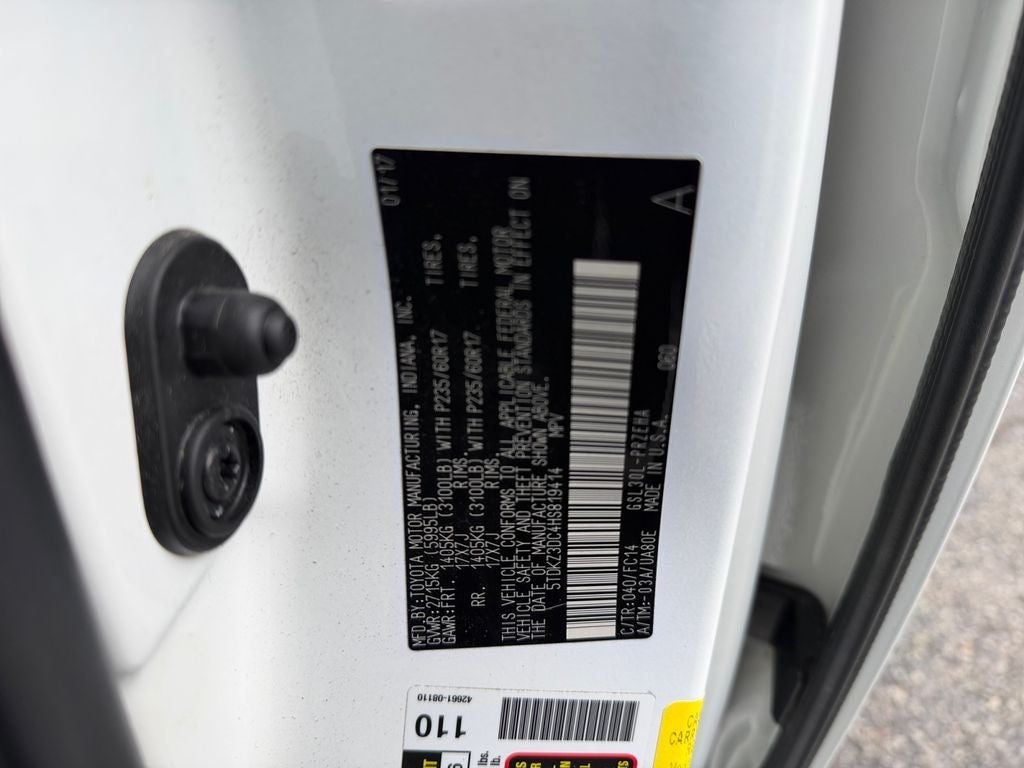 2017 Toyota SIENNA LE 3.5L LE 8 Passenger