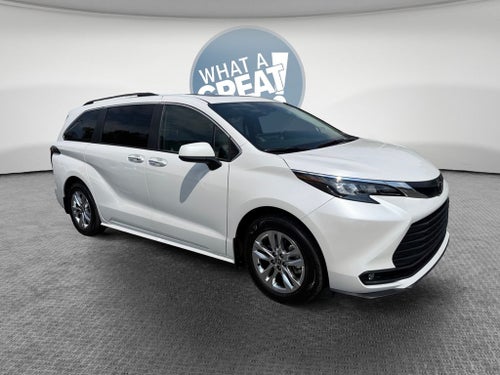 2026 Toyota Sienna XLE 7 Passenger
