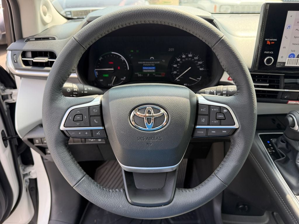 2026 Toyota Sienna XLE 7 Passenger