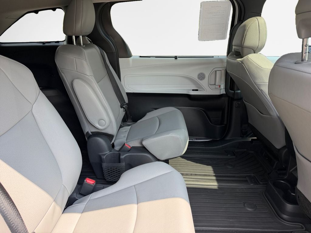 2026 Toyota Sienna XLE 7 Passenger
