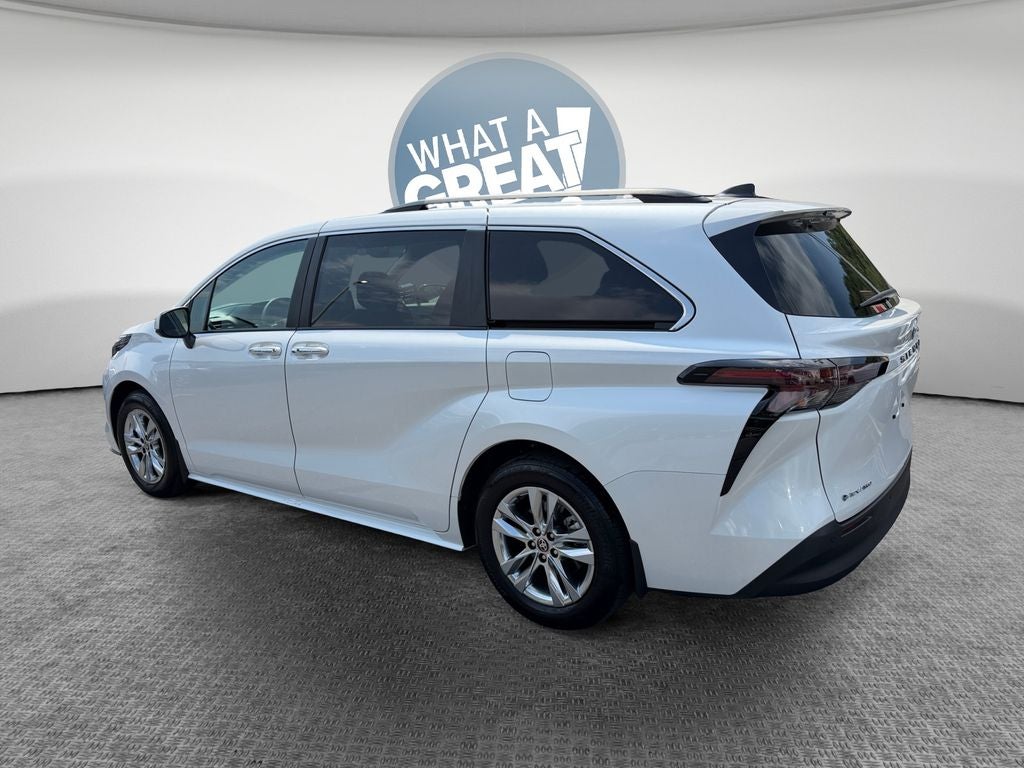 2026 Toyota Sienna XLE 7 Passenger