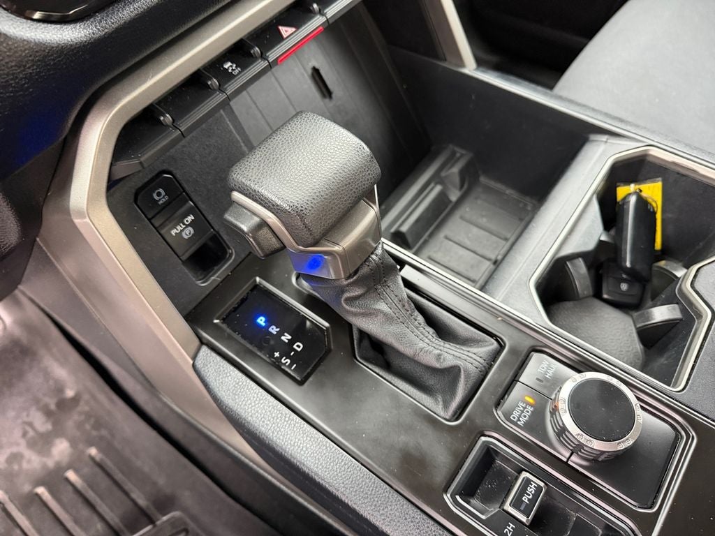 2023 Toyota TUNDRA 4X4 SR5