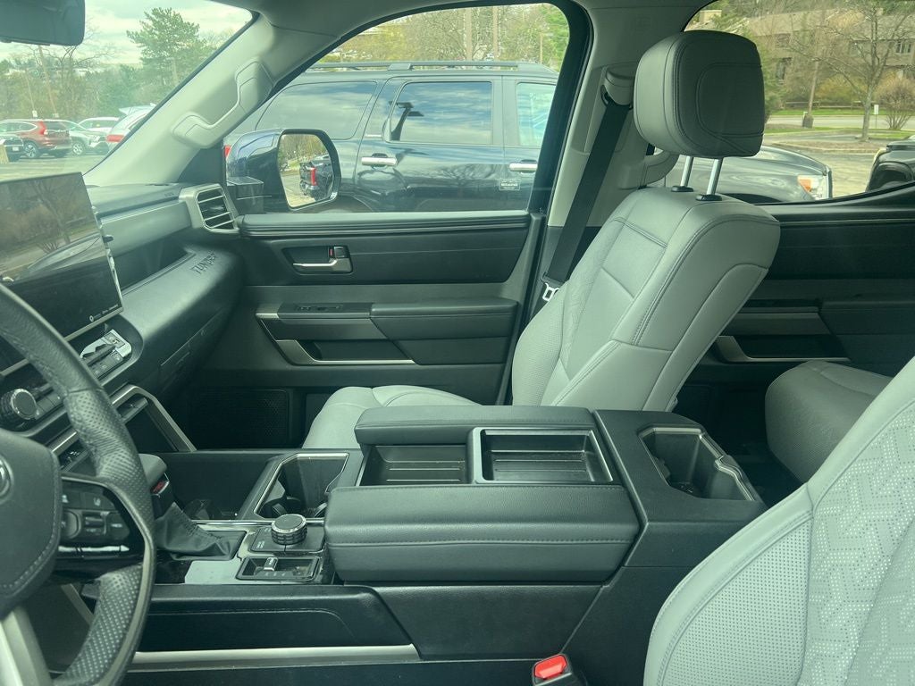 2024 Toyota TUNDRA 4X4 SR5 TRD SPORT