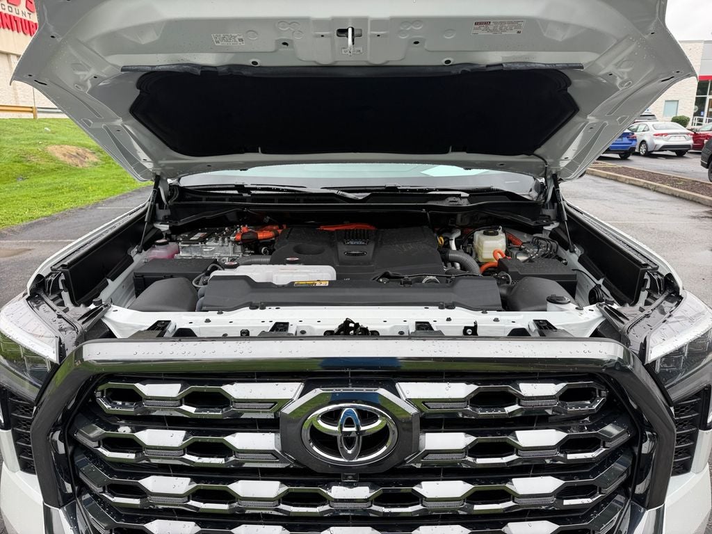 2026 Toyota Tundra Hybrid Platinum
