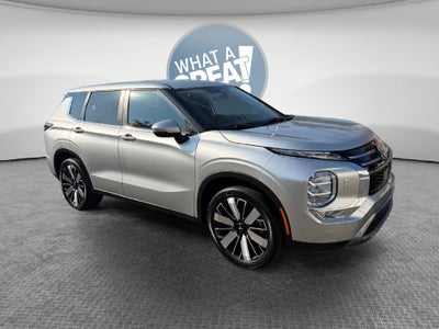 2025 Mitsubishi Outlander SE