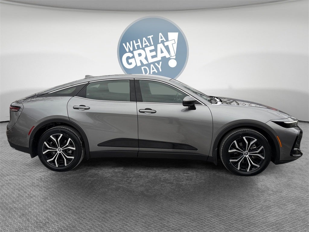 2024 Toyota CROWN XLE