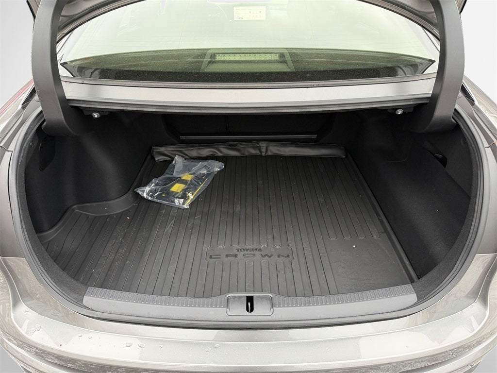 2024 Toyota CROWN XLE