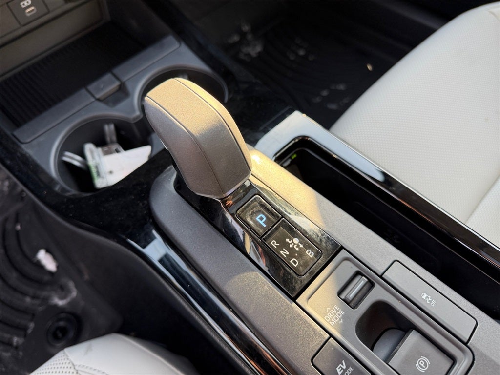 2024 Toyota PRIUS Limited ALL WHEEL DRIVE