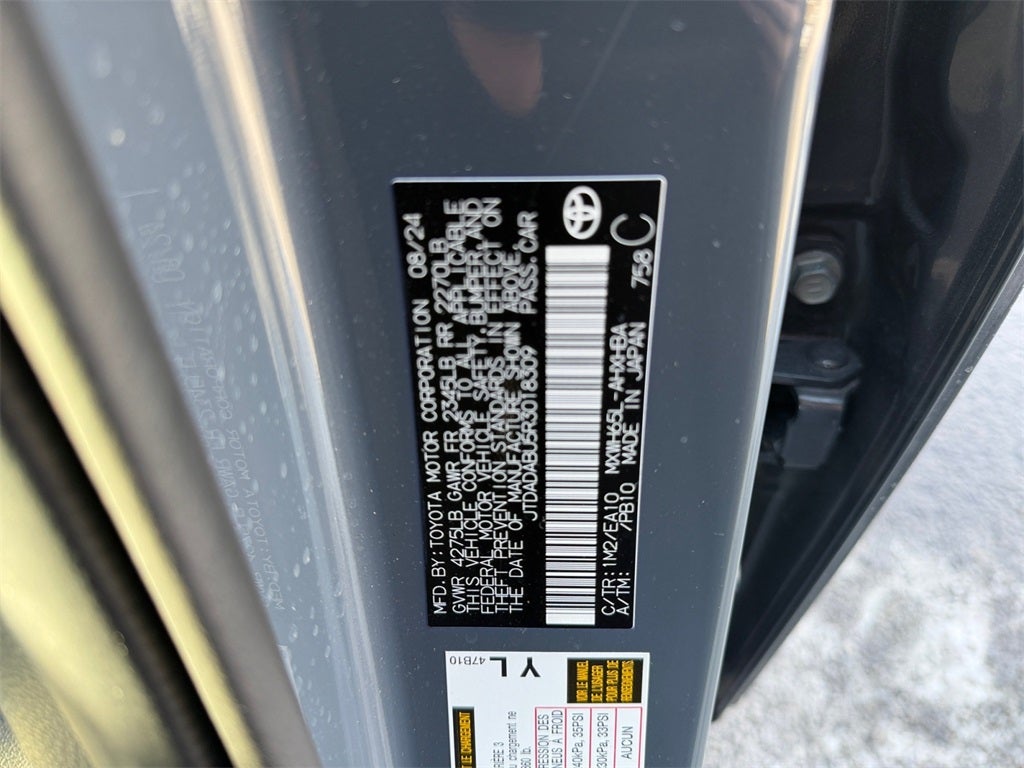 2024 Toyota PRIUS Limited ALL WHEEL DRIVE