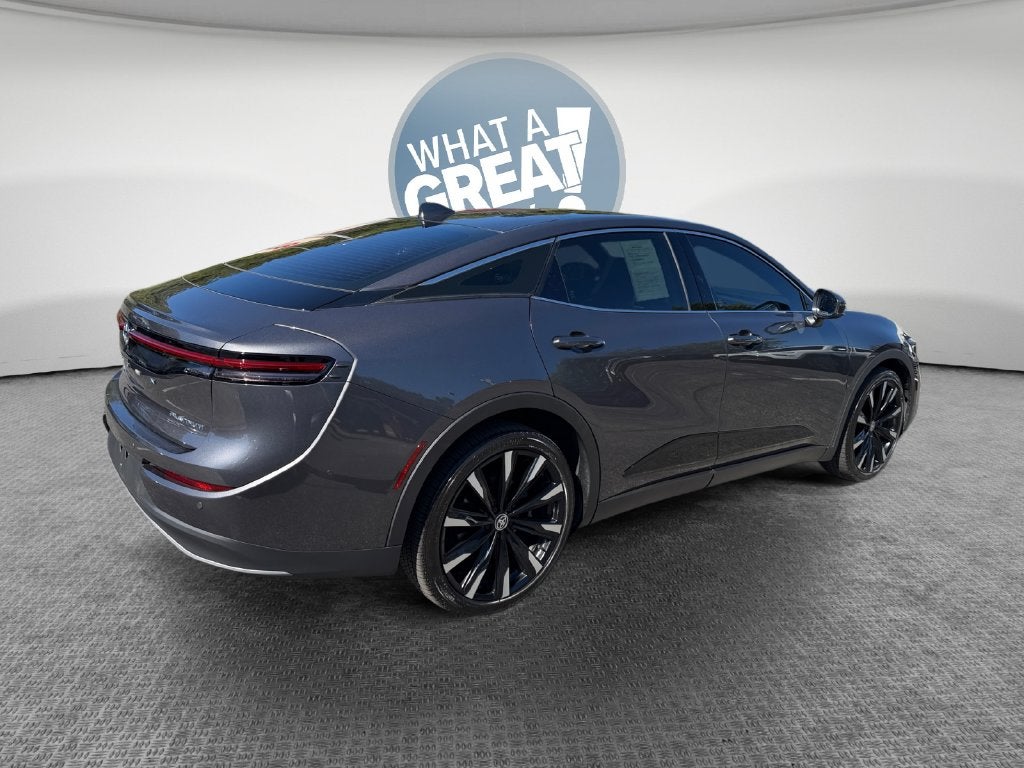 2024 Toyota Crown Platinum