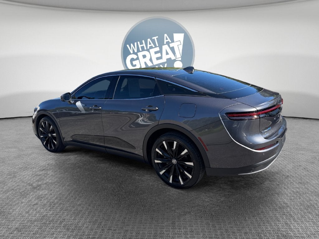 2024 Toyota Crown Platinum