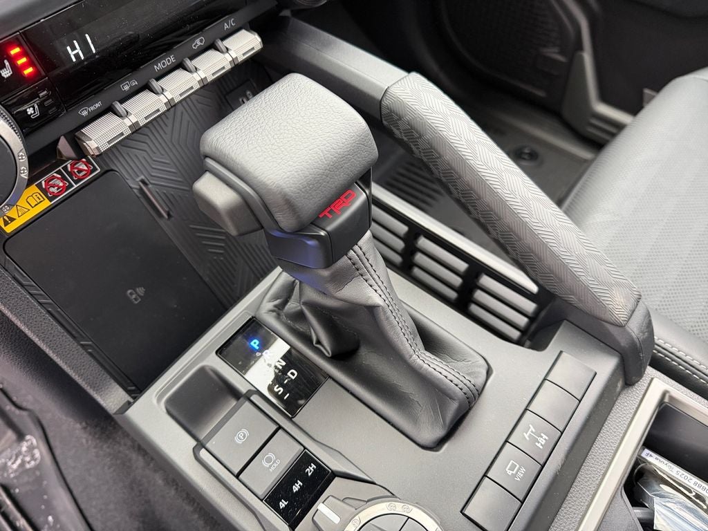 2025 Toyota 4RUNNER HYBRID TRD Off Road Premium