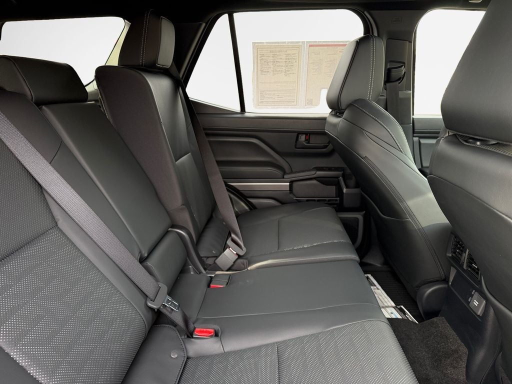 2025 Toyota 4RUNNER HYBRID TRD Off Road Premium