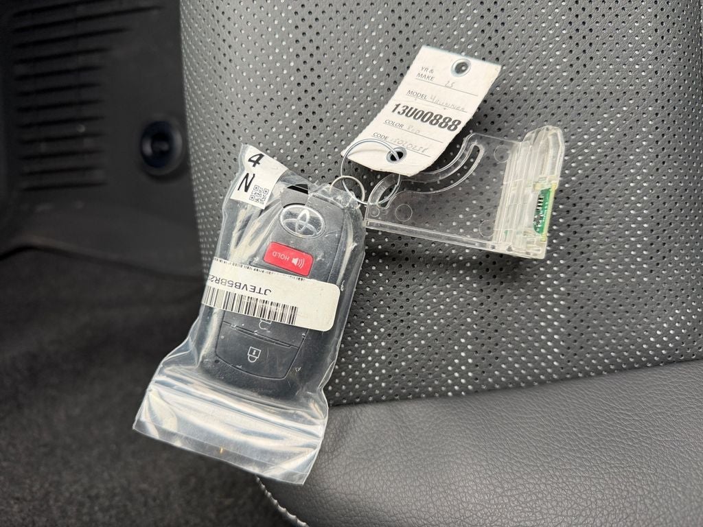 2025 Toyota 4RUNNER HYBRID TRD Off Road Premium