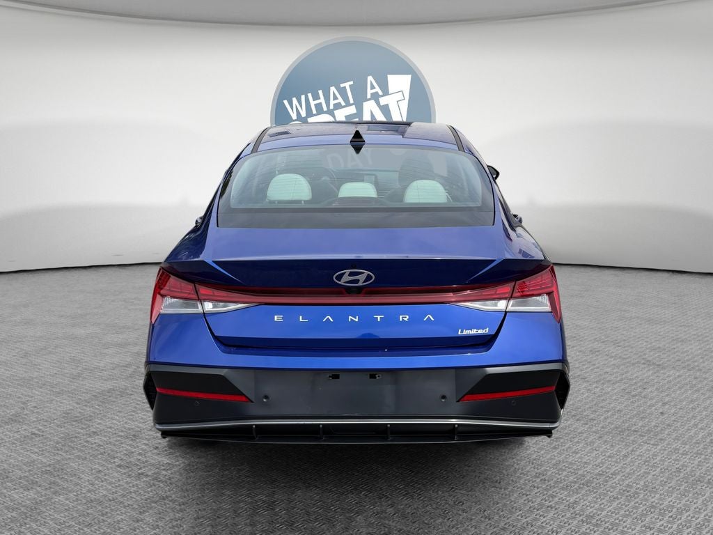 2024 Hyundai Elantra Limited