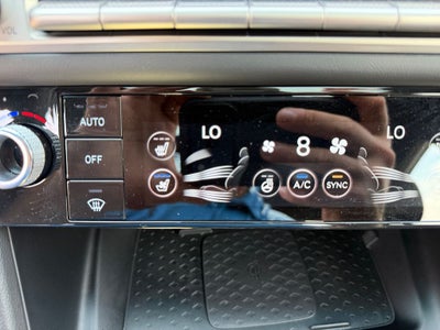 2025 Genesis G70 2.5T
