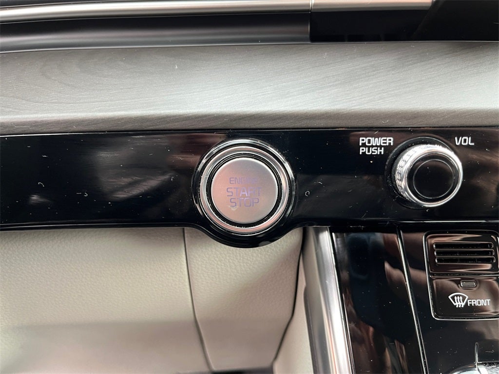 2022 Kia Carnival SX