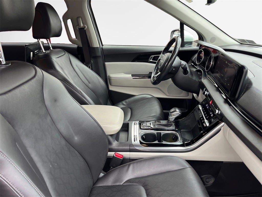 2022 Kia Carnival SX