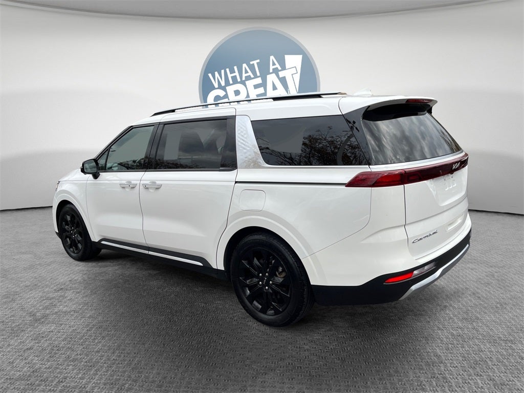 2022 Kia Carnival SX