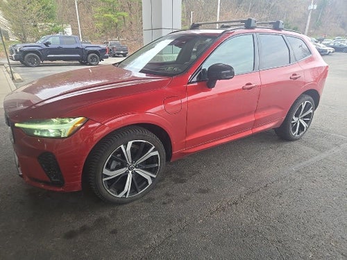 2023 Volvo XC60 Ultimate DARK THEME