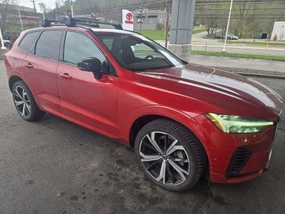 2023 Volvo XC60 Ultimate DARK THEME