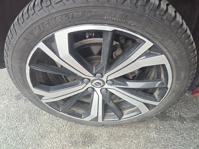 2023 Volvo XC60 Ultimate DARK THEME