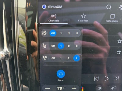 2023 Volvo XC60 Ultimate DARK THEME