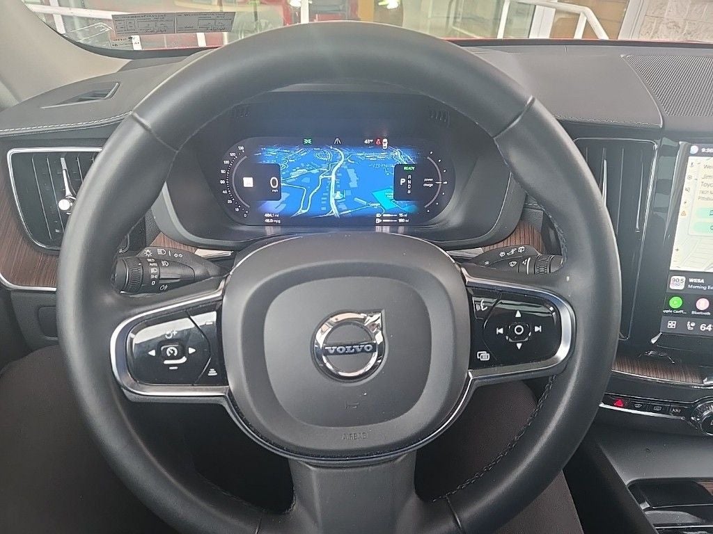 2023 Volvo XC60 Ultimate DARK THEME