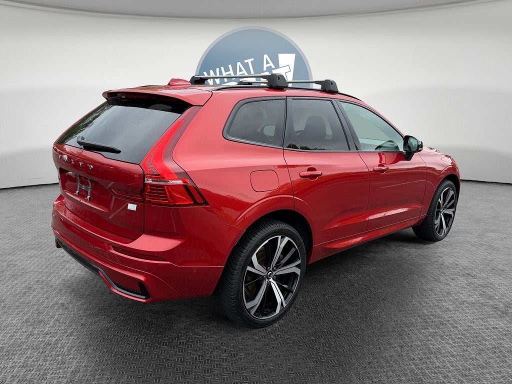 2023 Volvo XC60 Ultimate DARK THEME