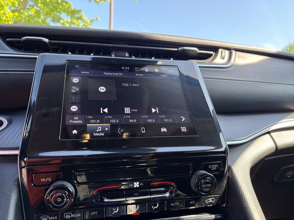 2023 Jeep Grand Cherokee L Laredo