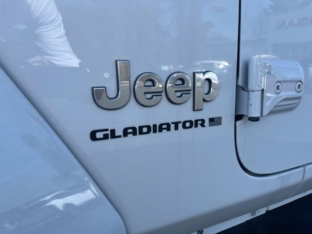 2023 Jeep Gladiator Overland