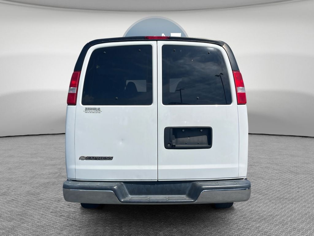 2019 Chevrolet Express 3500 LT Passenger