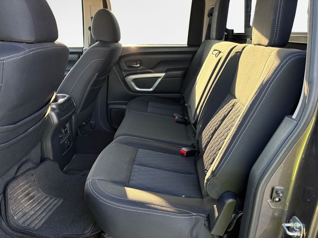 2017 Nissan Titan XD SV