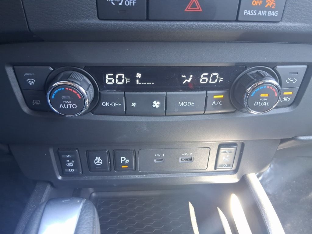 2024 Nissan Frontier SV