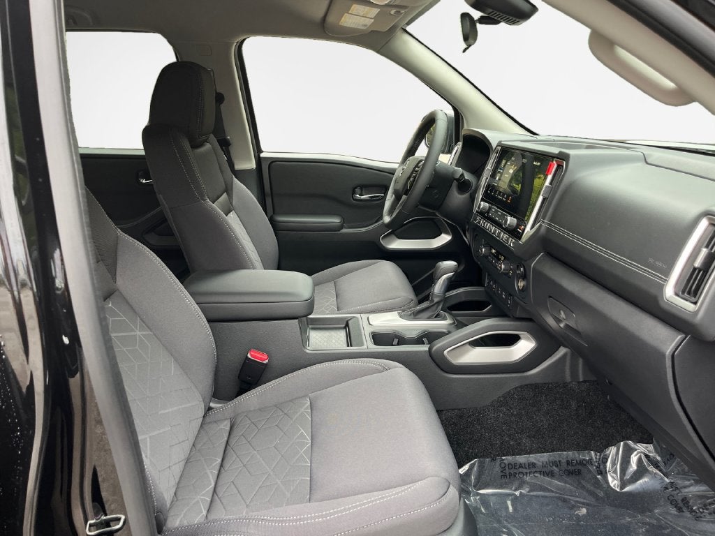 2027 Nissan Frontier SV