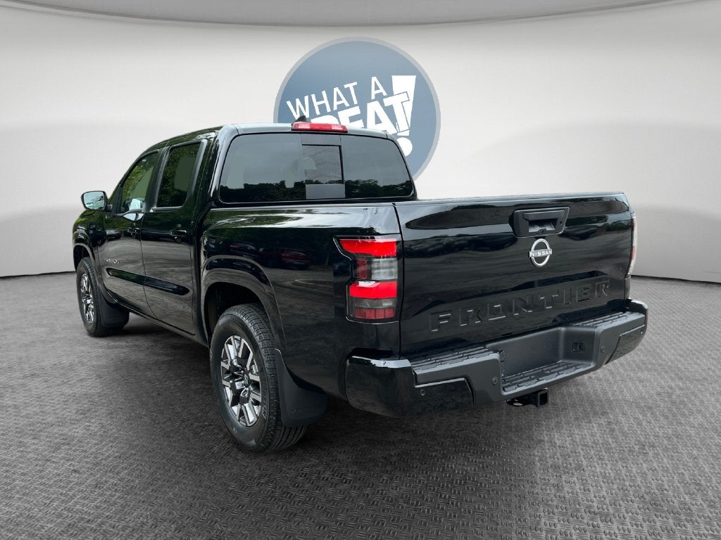 2027 Nissan Frontier SV
