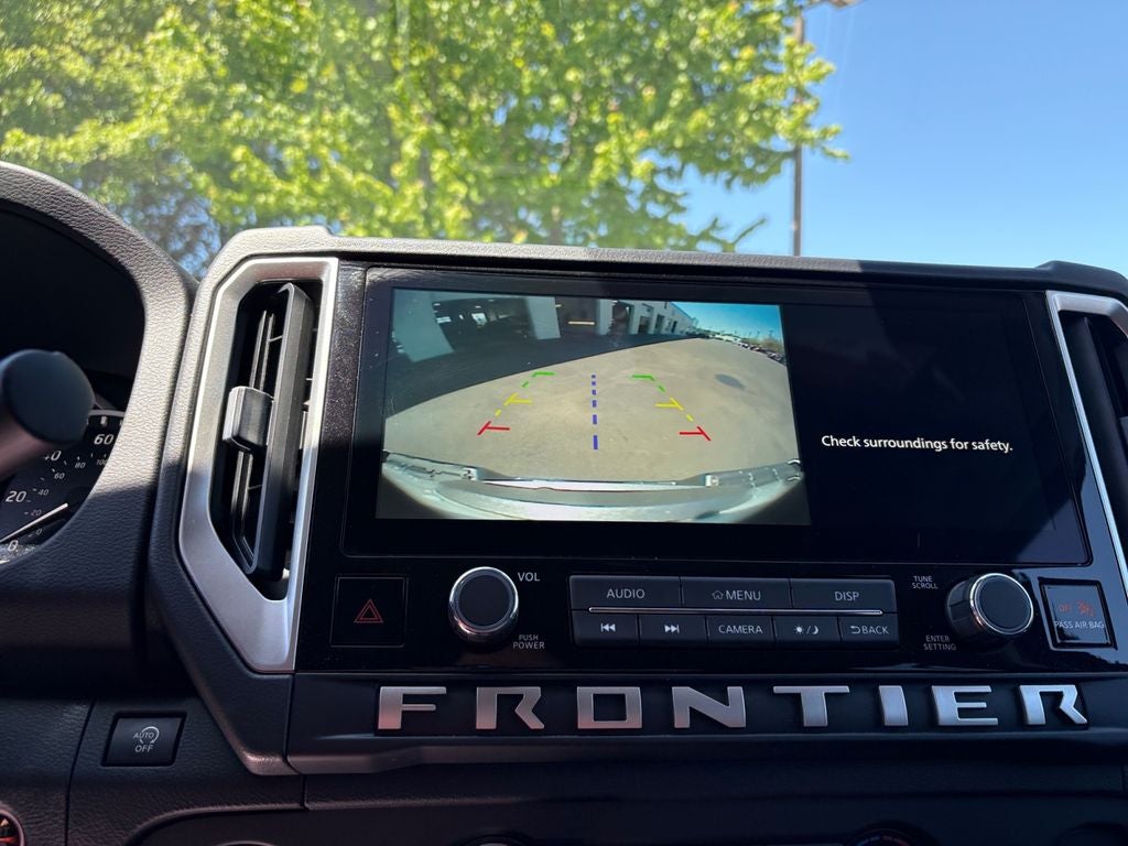 2025 Nissan Frontier SV