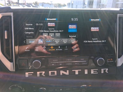 2025 Nissan Frontier SV