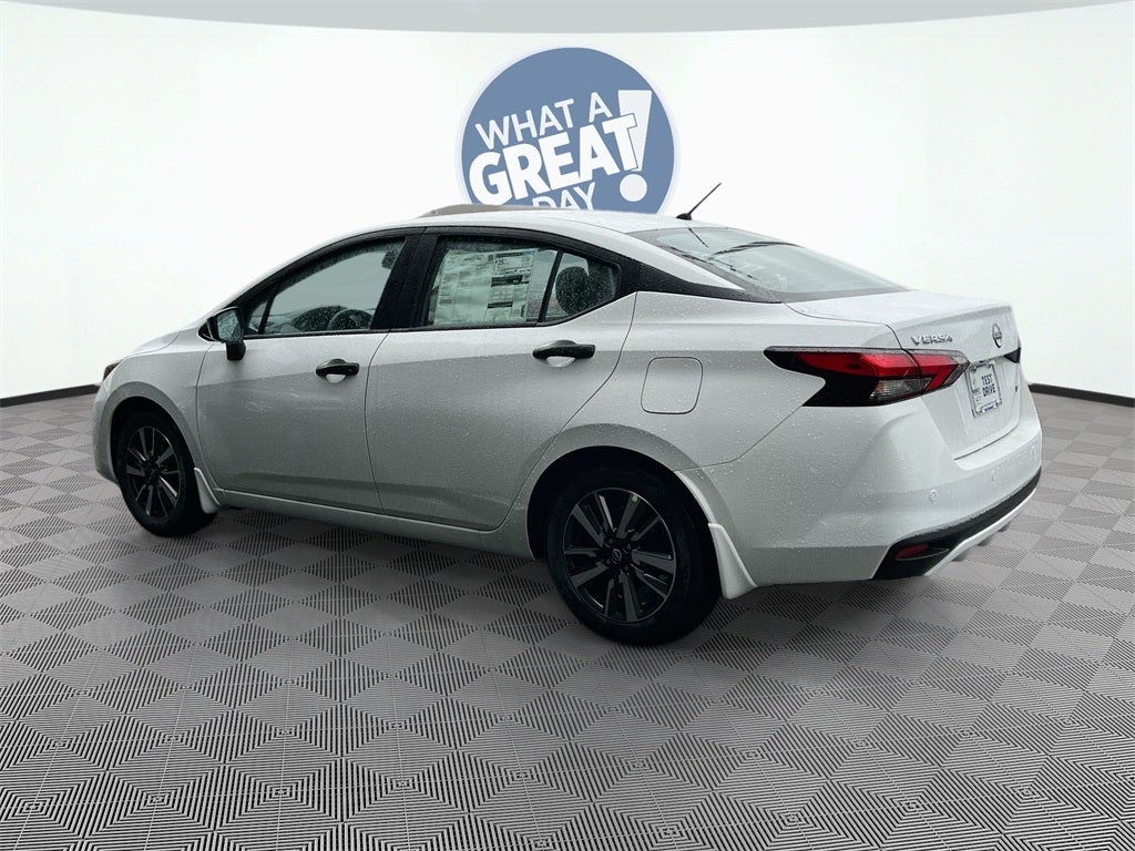 2025 Nissan Versa 1.6 S