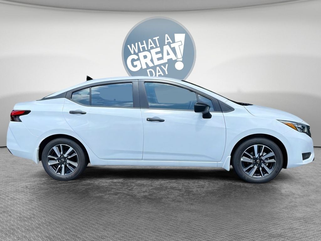 2025 Nissan Versa 1.6 S